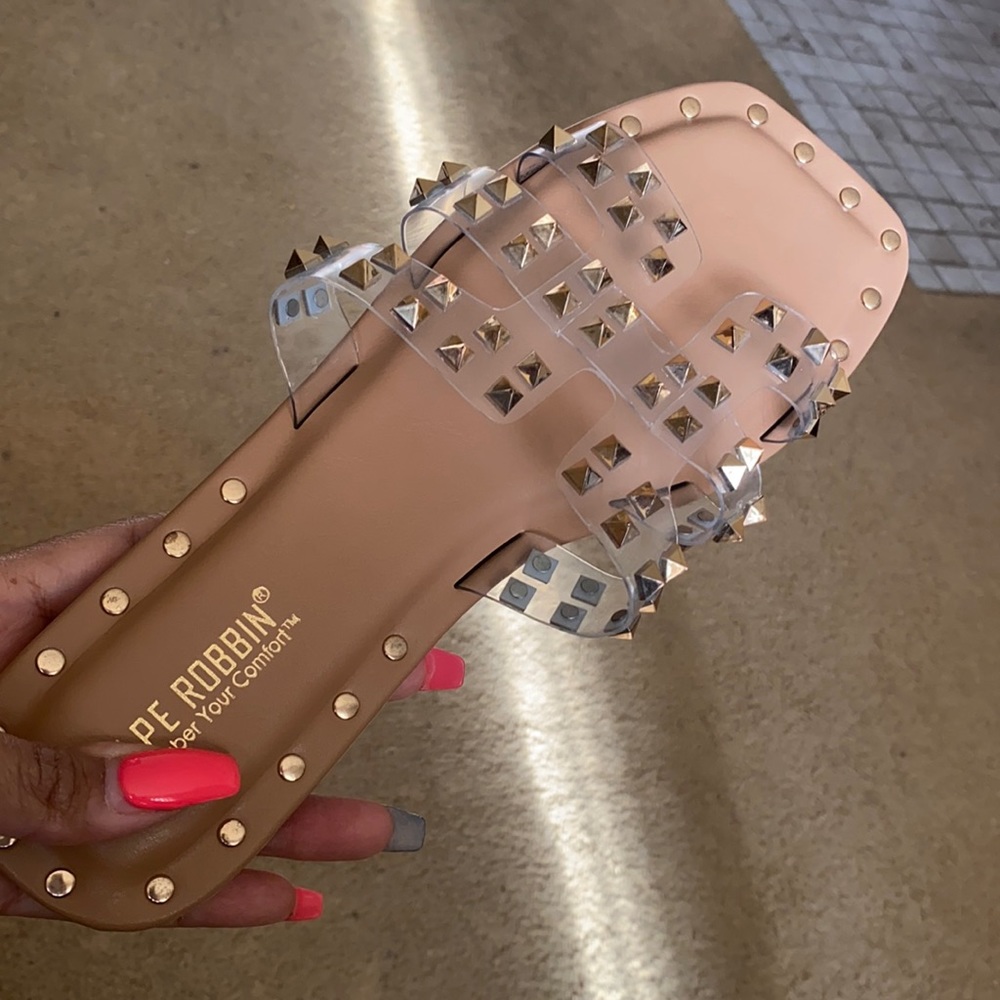 Sandal